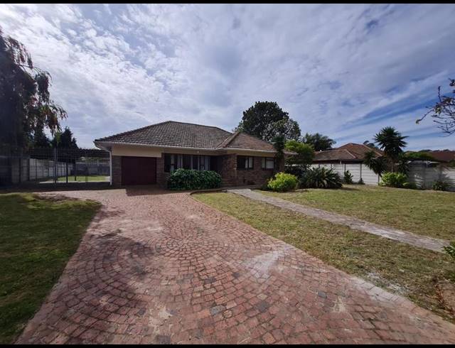 3 BEDROOM PROPERTY TO RENT IN DE LA HAYE